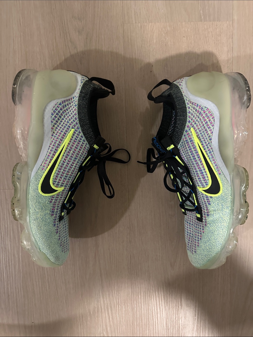 Nike Air VaporMax Flyknit — Neon Green/Black